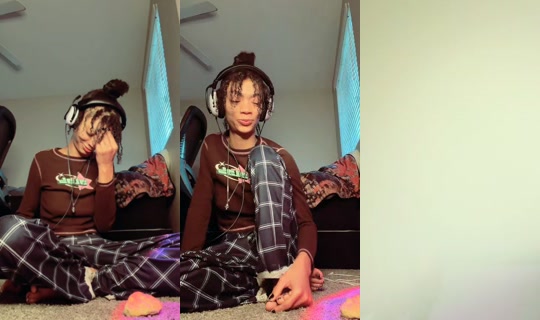 localfootgirl's Live Session — Oct 4, 2026, 1:34 PM
