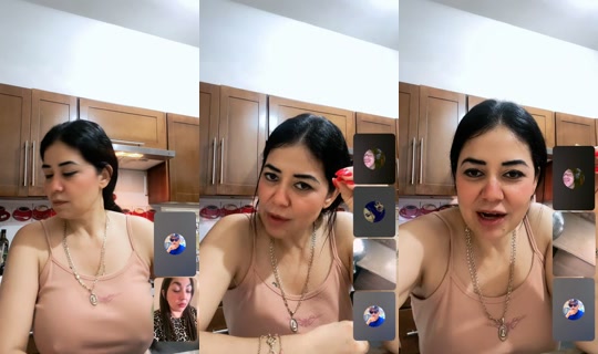 lucy69_01's Live Session — Sep 22, 2026, 10:38 PM