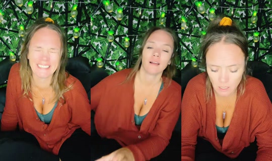 magnificent__meg's Live Session — Jul 28, 2026, 10:29 PM