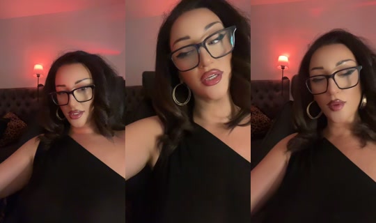 mammaatina's Live Session — Aug 20, 2026, 1:11 AM