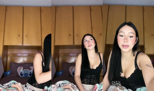 manuuzellaa's Live Session — Oct 4, 2026, 2:21 AM
