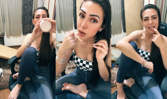 marcelamenezesma's Live Session — Aug 1, 2026, 10:59 PM