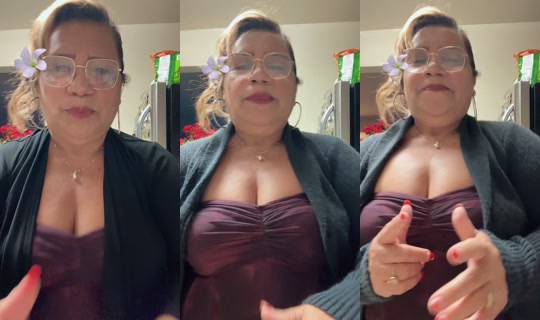 marinaromerox's Live Session — Oct 17, 2026, 10:44 PM