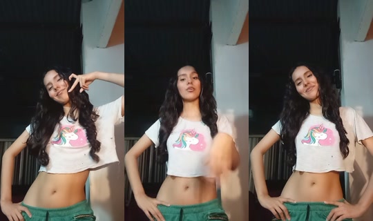melani_kim_'s Live Session — Oct 14, 2026, 11:53 PM