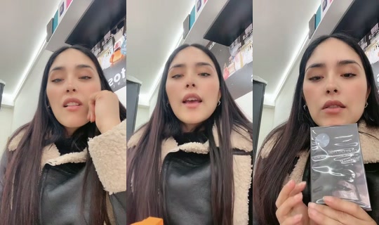 melaniee.999's Live Session — Sep 7, 2026, 2:12 PM
