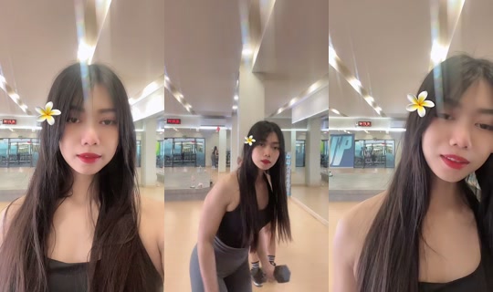 mellllaaaaa2's Live Session — Sep 14, 2026, 8:32 AM