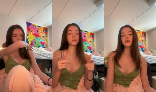 melodyyavaa's Live Session — Sep 18, 2026, 7:06 PM