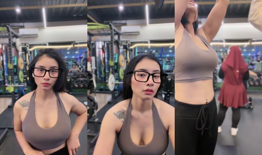 melonenaktuh's Live Session — Oct 9, 2026, 10:13 AM