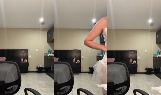 mia_mendez3's Live Session — Oct 22, 2026, 11:19 PM