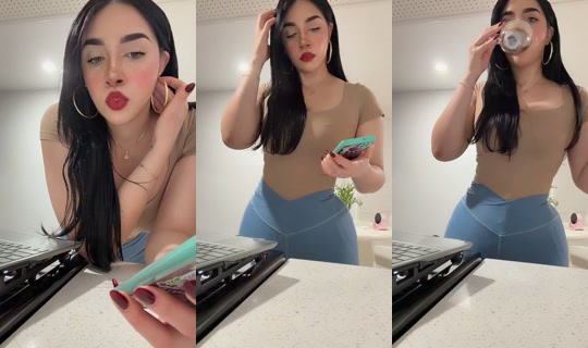 michelleoficiall.22's Live Session — Aug 20, 2026, 4:33 AM