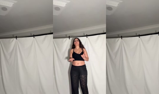 mira_gibi's Live Session — Oct 25, 2026, 8:40 PM