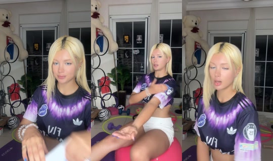 misshoca11's Live Session — Aug 13, 2026, 9:02 PM