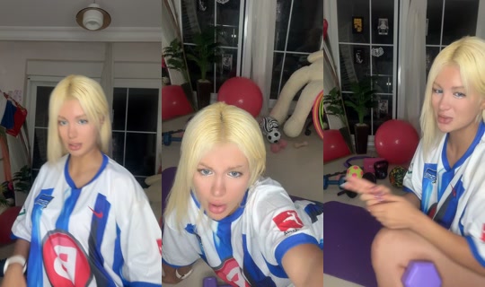 misshoca11's Live Session — Aug 22, 2026, 8:22 PM