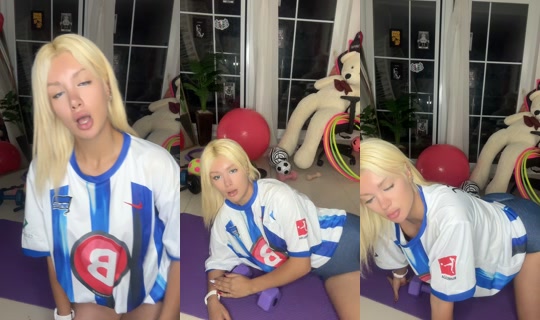 misshoca11's Live Session — Aug 22, 2026, 9:43 PM