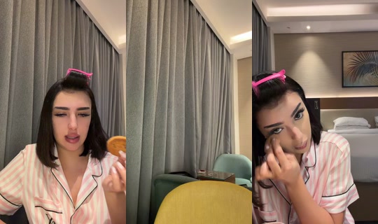 misswiam__'s Live Session — Oct 20, 2026, 7:44 PM