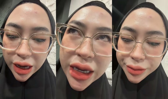 mochiimomii's Live Session — Oct 17, 2026, 5:10 AM