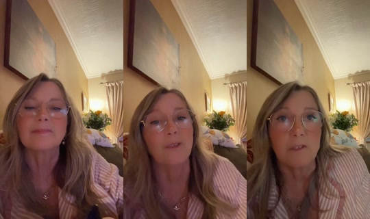 molly3510's Live Session — Oct 24, 2026, 9:56 PM