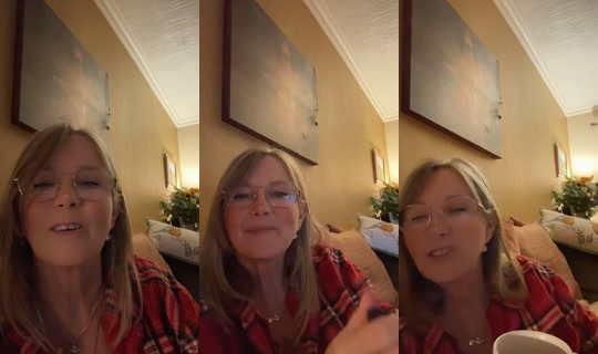 molly3510's Live Session — Oct 26, 2026, 11:50 PM