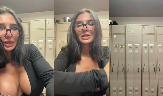 mollykazi's Live Session — Jul 4, 2026, 1:41 AM