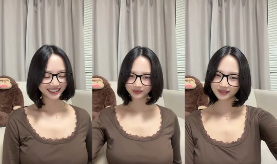 momoice103's Live Session — Oct 20, 2026, 1:21 PM