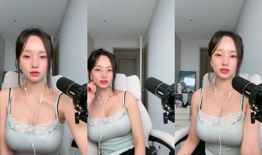 mone06300's Live Session — Jul 25, 2026, 6:20 PM