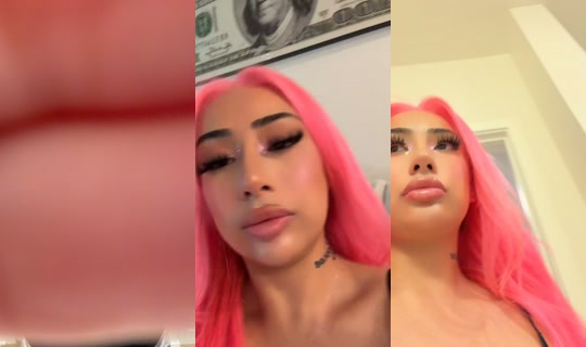 monialezz's Live Session — Aug 17, 2026, 9:49 PM