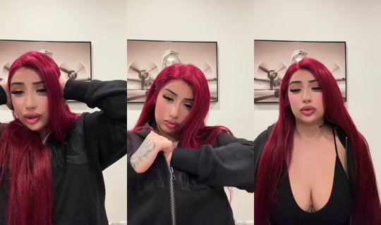 monialezz's Live Session — Aug 22, 2026, 4:18 AM