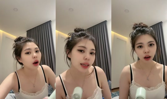 monniiccc's Live Session — Aug 25, 2026, 12:44 PM