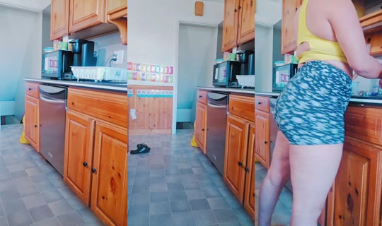 mrs.curvycake's Live Session — Oct 8, 2026, 4:02 PM