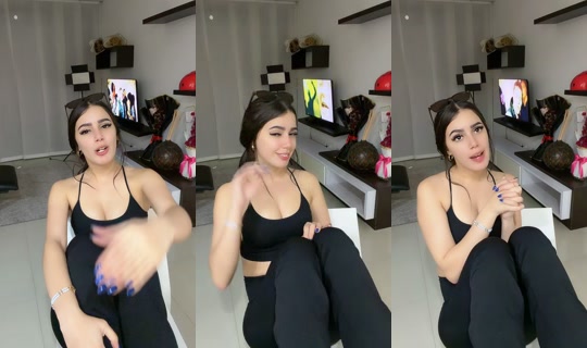 natasha_fabi's Live Session — Oct 6, 2026, 4:05 AM