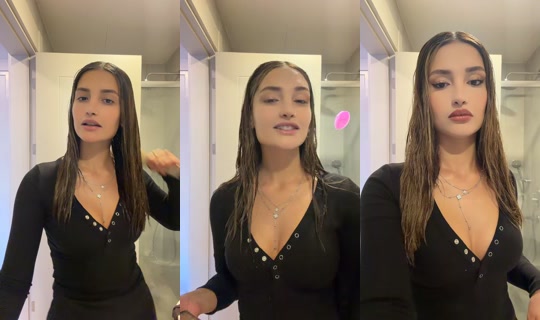 nazliaslan_'s Live Session — Oct 21, 2026, 12:57 PM