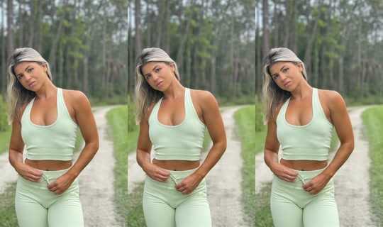 nicole_breece's Live Session — Aug 19, 2026, 11:23 PM