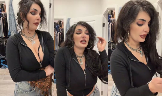 officiallyashleyq's Live Session — Oct 13, 2026, 12:27 AM