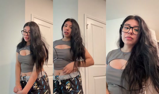 onlymeliy's Live Session — Sep 28, 2026, 8:58 PM