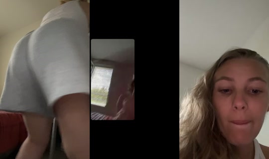 petite__blonde's Live Session — Jul 17, 2026, 12:49 PM