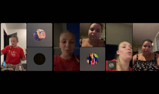 petite__blonde's Live Session — Jul 29, 2026, 8:03 PM