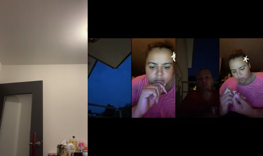 petite__blonde's Live Session — Jul 30, 2026, 7:49 PM