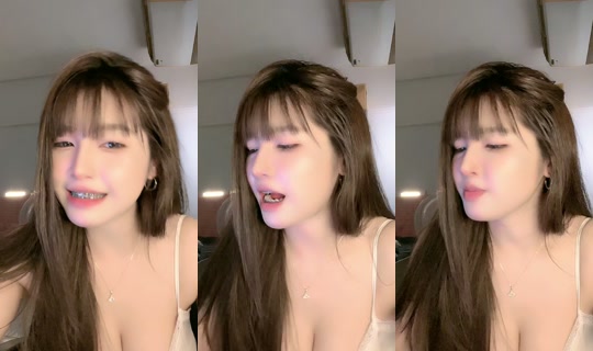 phxnchita_'s Live Session — Jul 31, 2026, 4:07 AM