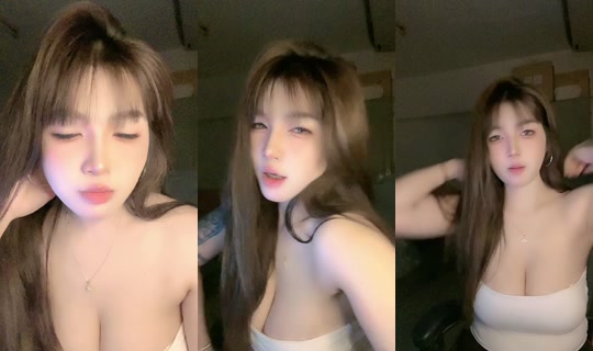 phxnchita_'s Live Session — Jul 31, 2026, 5:04 PM