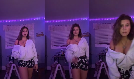 playgirlbunny_'s Live Session — Sep 22, 2026, 1:52 AM