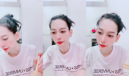 poney_queen19632895's Live Session — Sep 7, 2026, 2:37 PM