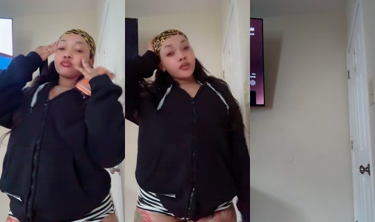 prettyboo_2's Live Session — Sep 17, 2026, 9:21 PM