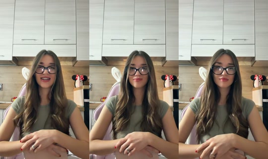 prettykirochka's Live Session — Oct 20, 2026, 9:03 AM