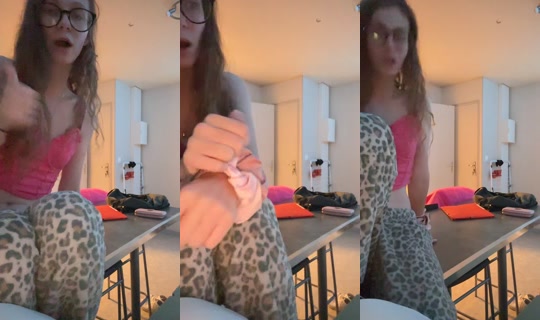 princessaema1's Live Session — Oct 17, 2026, 12:29 AM