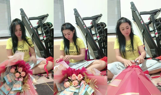 purwanti_bulekcantika's Live Session — Oct 16, 2026, 3:14 AM
