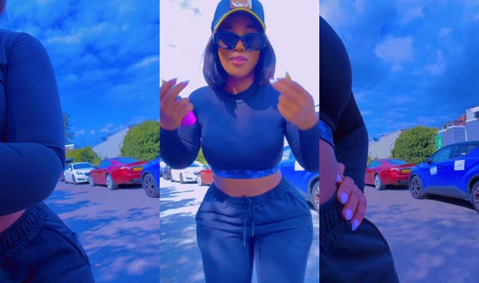 queanalexandra1's Live Session — Aug 22, 2026, 2:21 PM