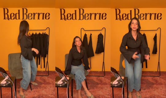 redberrie.online's Live Session — Sep 17, 2026, 9:10 PM