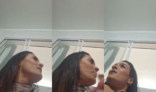 robertacalvelli's Live Session — Aug 6, 2026, 5:17 AM