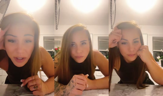 rosehhh49's Live Session — Aug 18, 2026, 12:52 AM