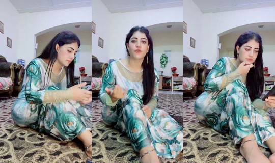 sanam777786's Live Session — Aug 3, 2026, 3:17 AM